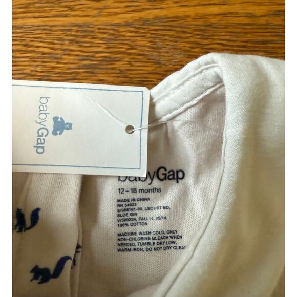 NWT Gap Squirrel Print Collared Bodysuit Size 12-18 Months - Picture 3 of 4